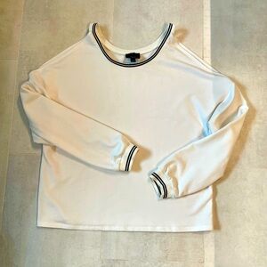 Lumiere women’s long sleeve, shoulderless scoop neck, white and black top. Sz L.